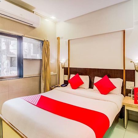 Oyo Flagship 19825 Hotel Panchratna パンベル エクステリア 写真