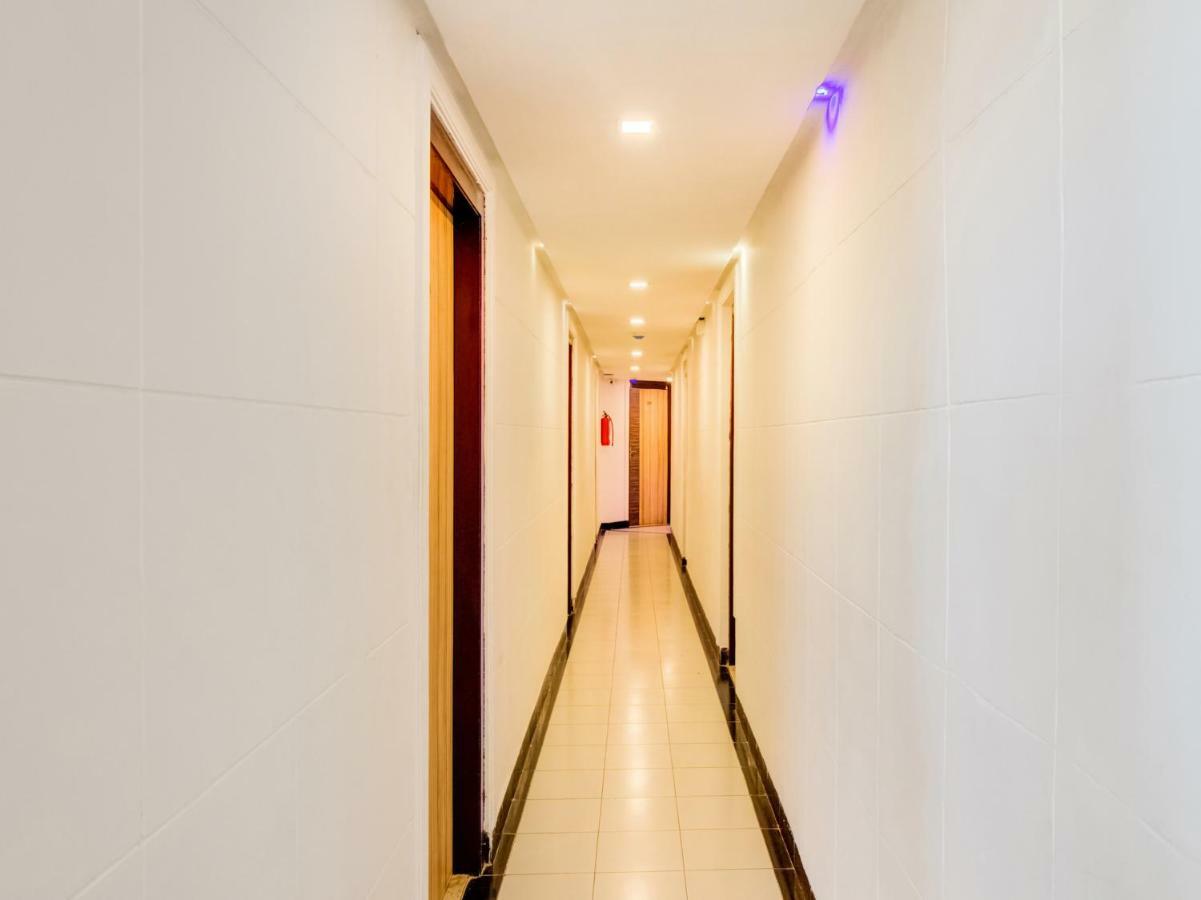 Oyo Flagship 19825 Hotel Panchratna パンベル エクステリア 写真